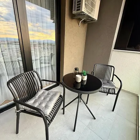 A701 Apartment